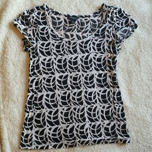 Banana Republic black and white stretch top  XS
